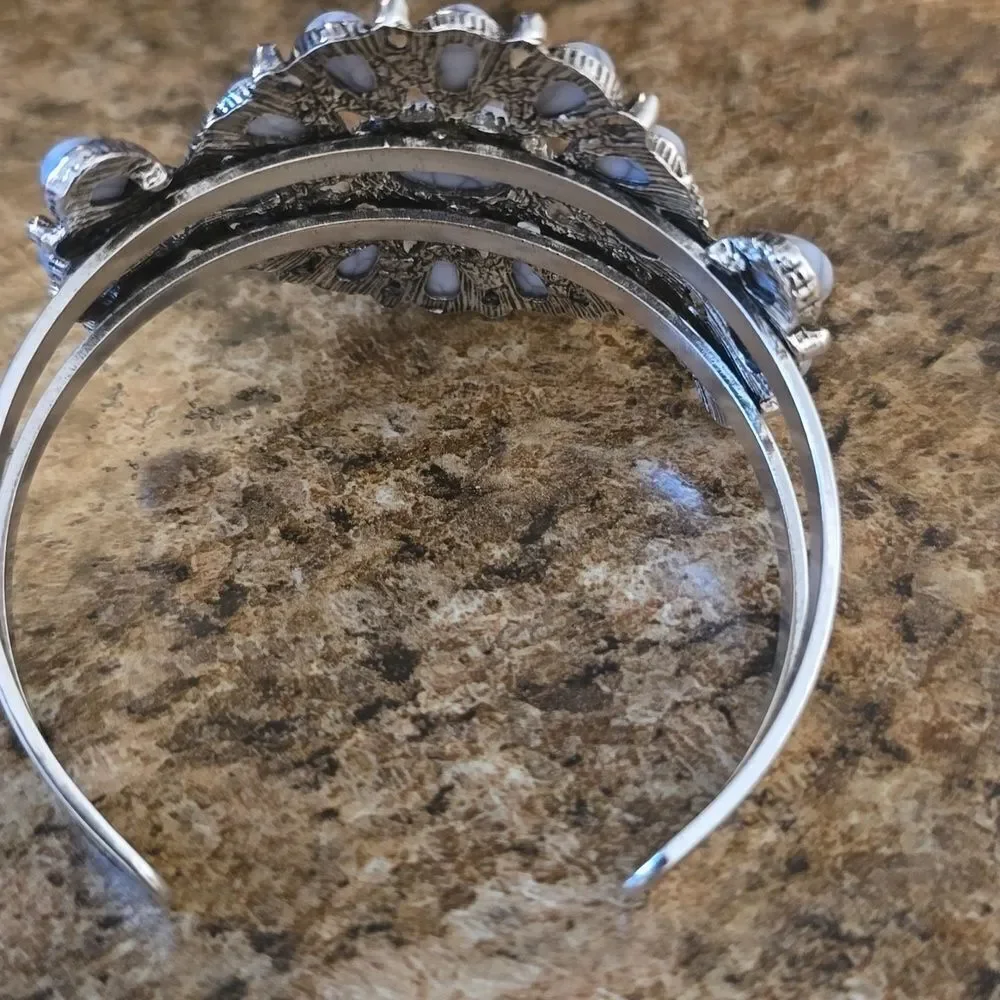 Bracelet White Turquoise Bangle